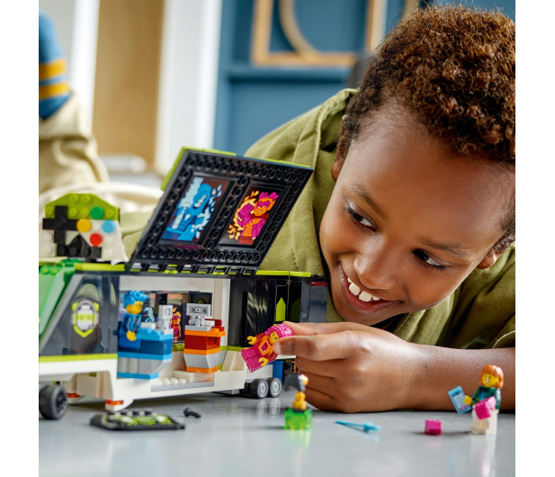 LEGO City 60388 Ciężarówka na turniej gier - 1091245 - zdjęcie 4